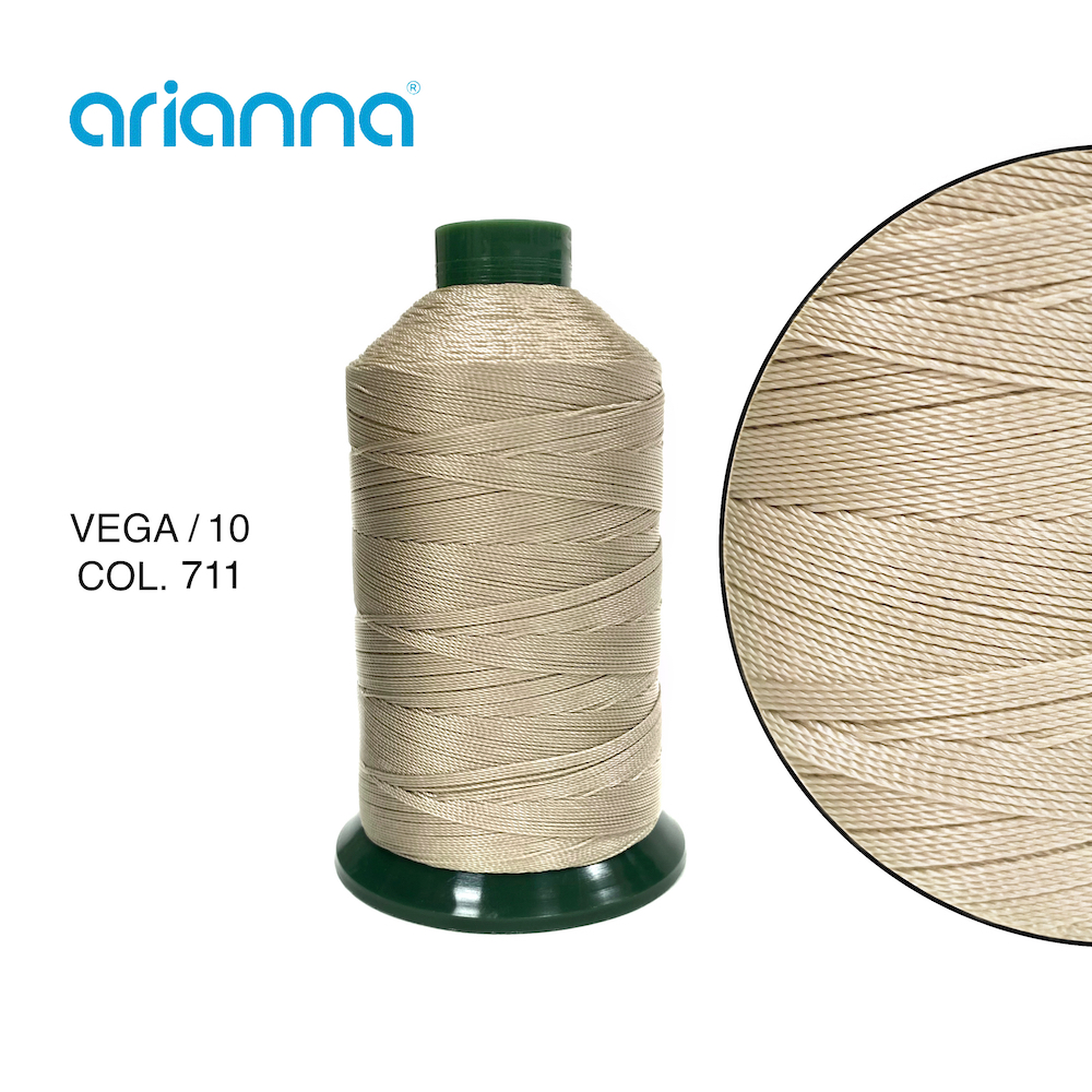 598  НИТЬ ШВЕЙНАЯ VEGA SUPER 10/3, "ARIANNA", Тройной крутки, намотка 1000 м, толщина-10, состав-100
