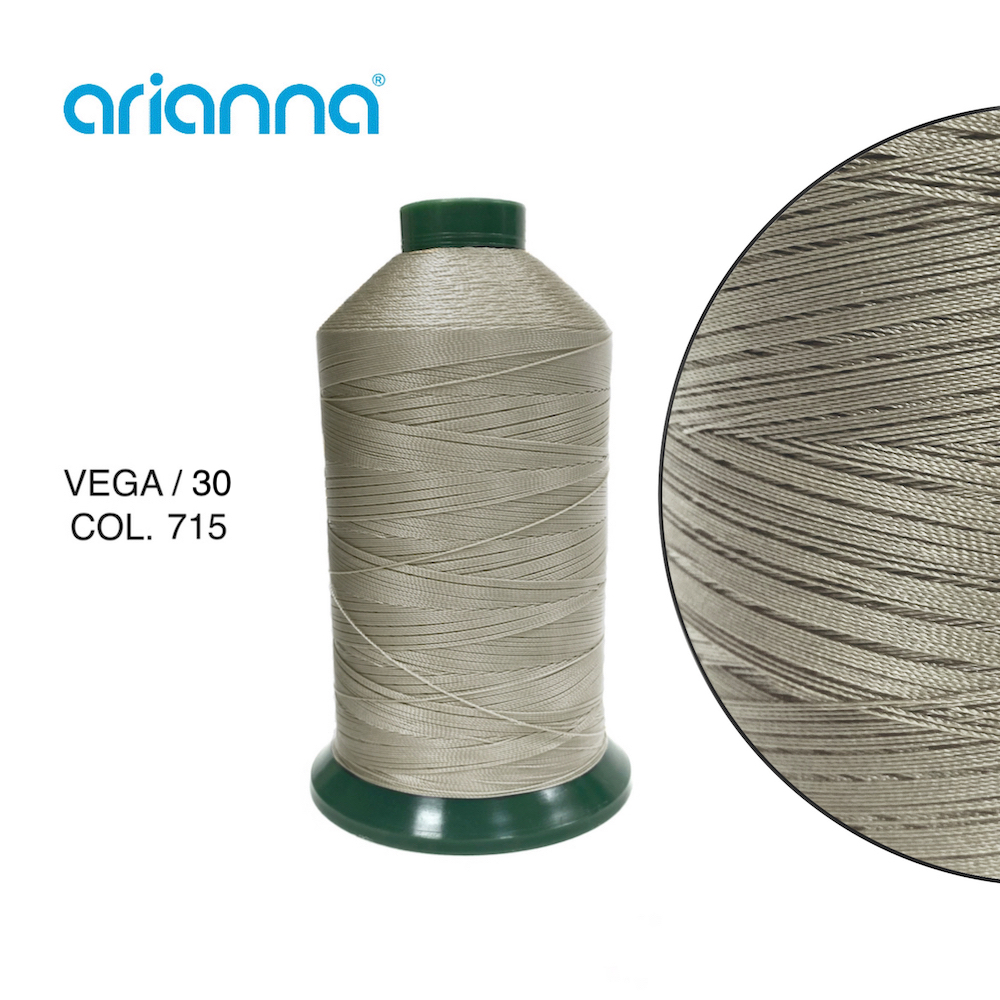 10785  НИТЬ ШВЕЙНАЯ VEGA SUPER 30/3, "ARIANNA", Тройной крутки, намотка 3000 м, толщина-30, состав-1