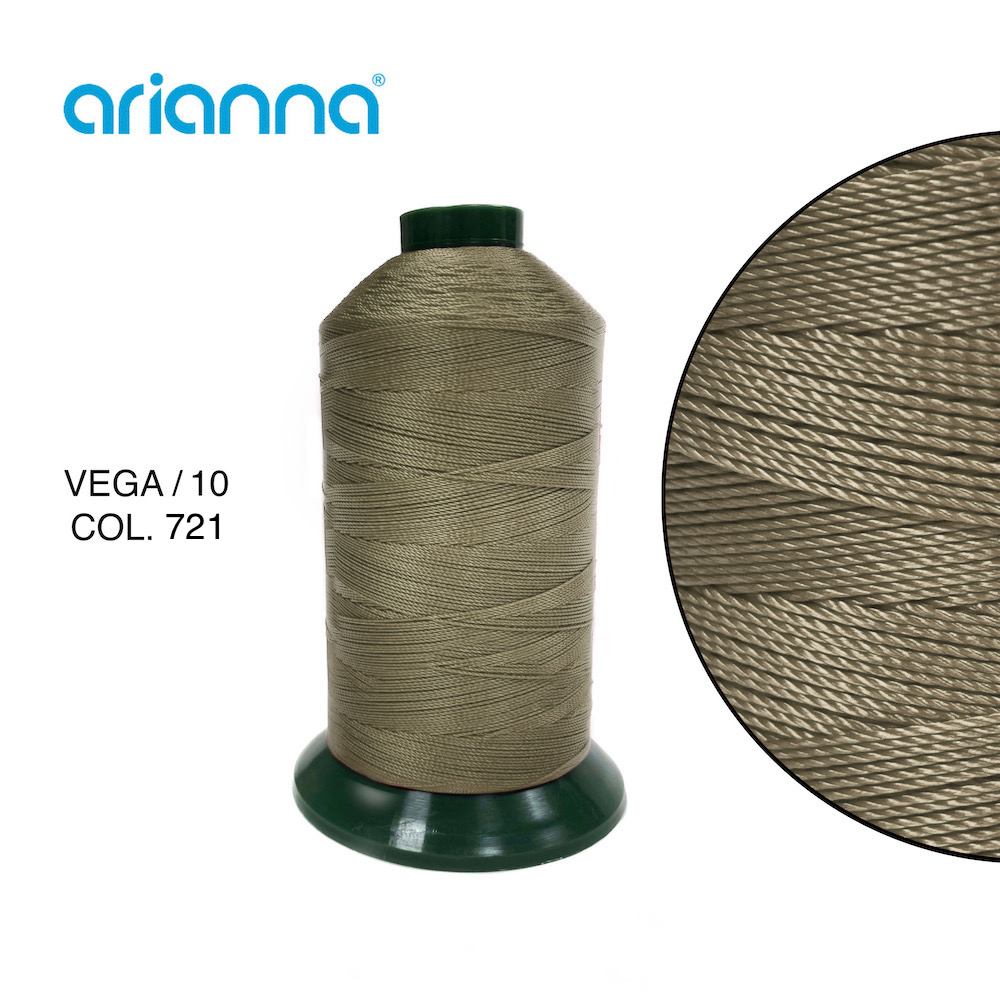 1675  НИТЬ ШВЕЙНАЯ VEGA SUPER 10/3, "ARIANNA", Тройной крутки, намотка 1000 м, толщина-10, состав-10
